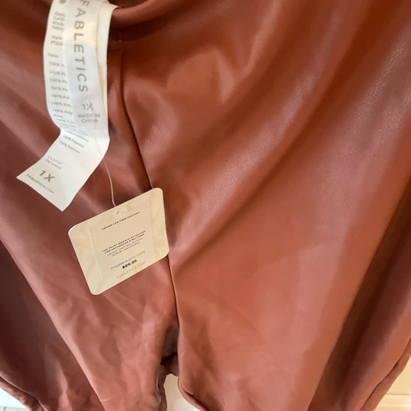 Fabletics Rust Pants - Picture 2 of 10